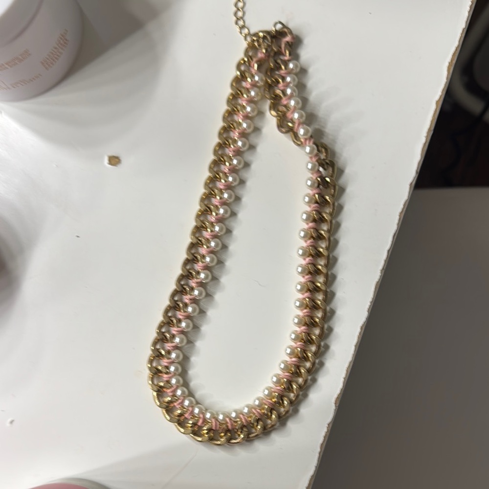 Chic Gold and Pink Chain Necklace